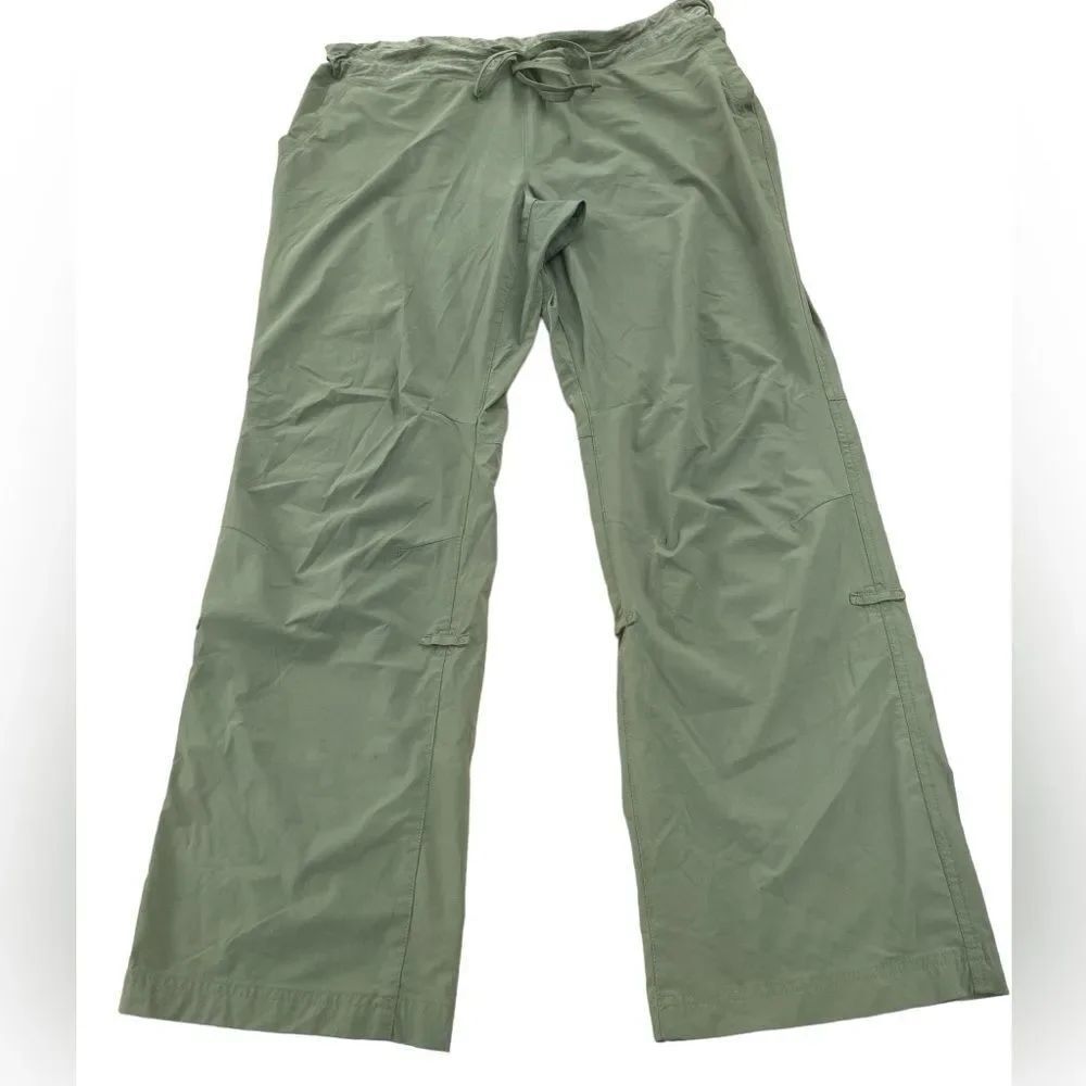 Duluth Olive Green Hybrid Armachillo Cooling Nylon Outdoor Hiking Pants Size 20W
